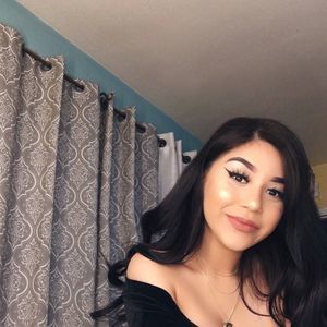 Meet your Posher, Veronica